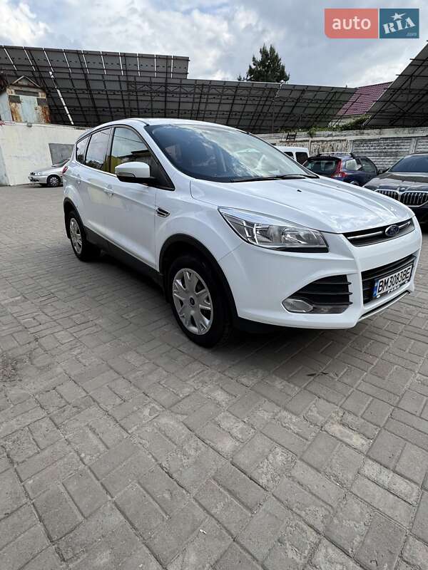 Ford Kuga (2015)