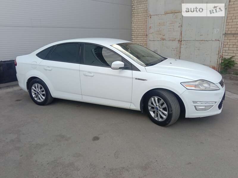 Ford Mondeo (2012)