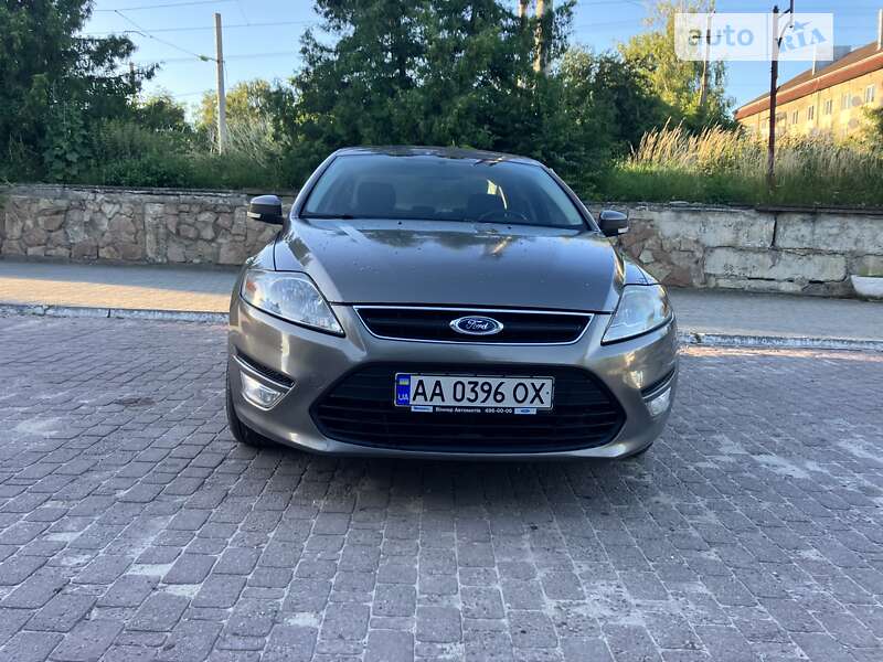 Ford Mondeo (2011)