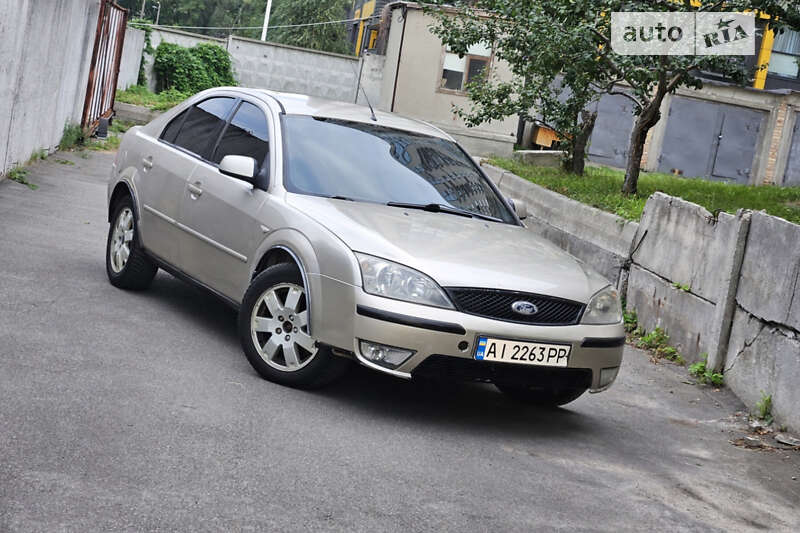 Ford Mondeo (2003)