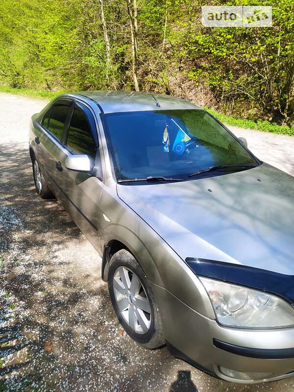Ford Mondeo (2003)