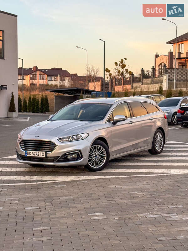 Ford Mondeo (2020)