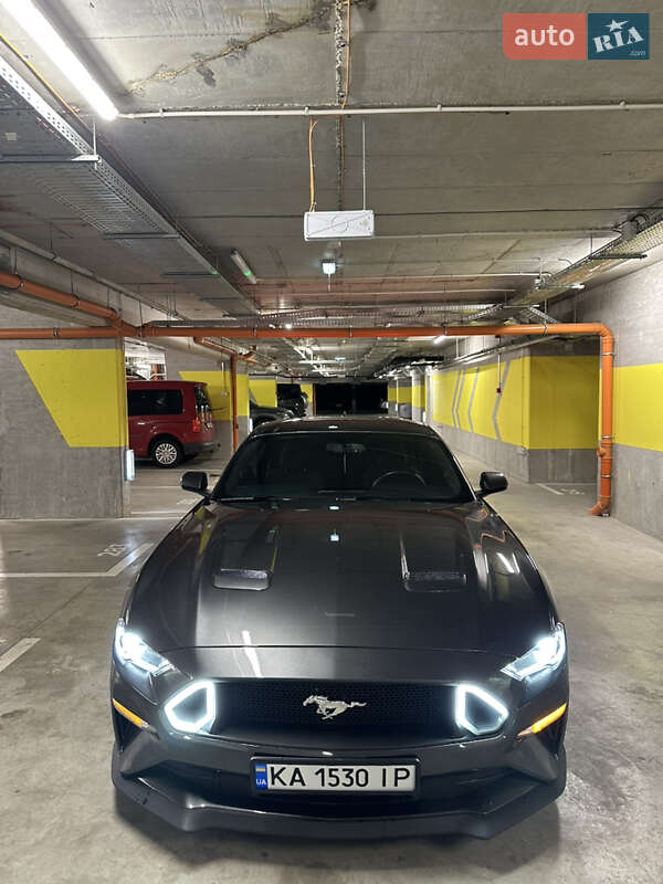 Ford Mustang (2020)