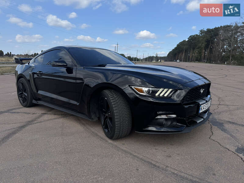 Ford Mustang (2016)