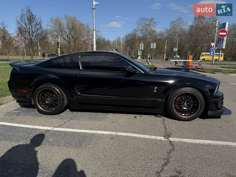 Ford Mustang (2008)
