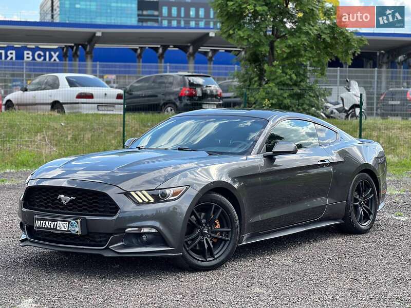 Ford Mustang (2016)