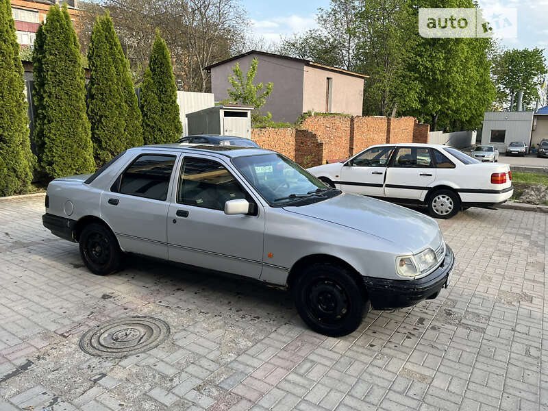 Ford Sierra (1992)