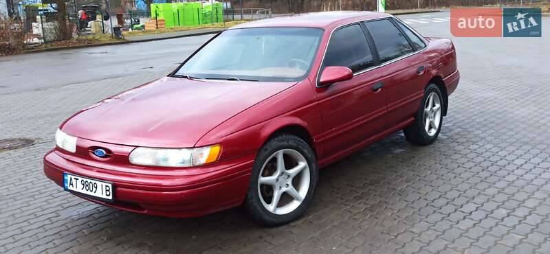 Ford Taurus (1992)