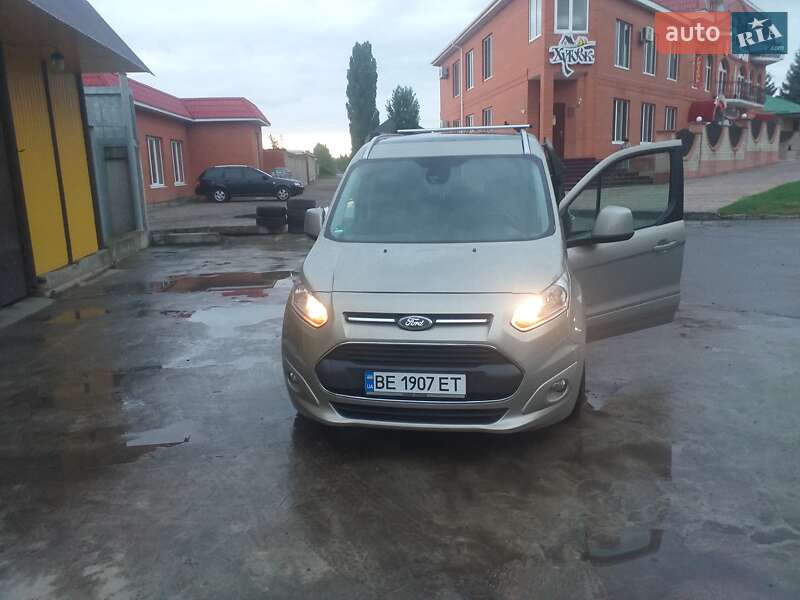 Ford Tourneo connect (2014)