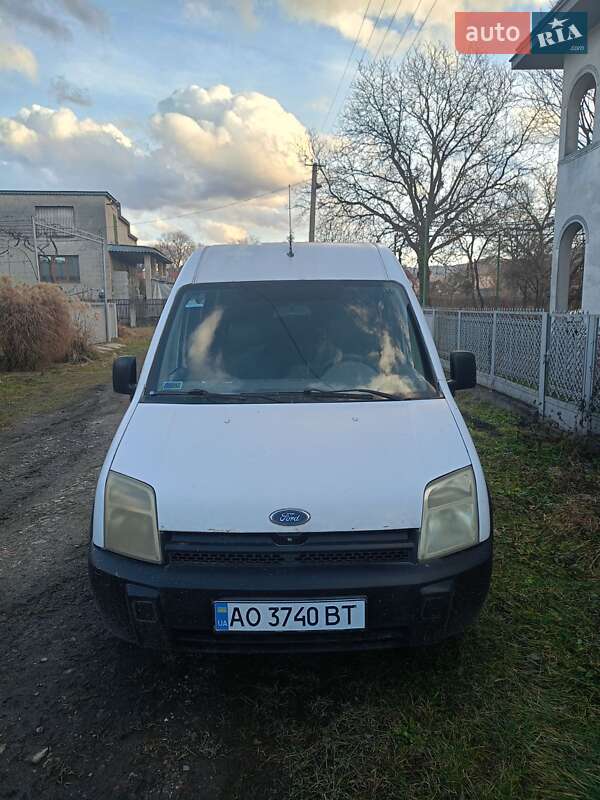 Ford Tourneo connect (2004)
