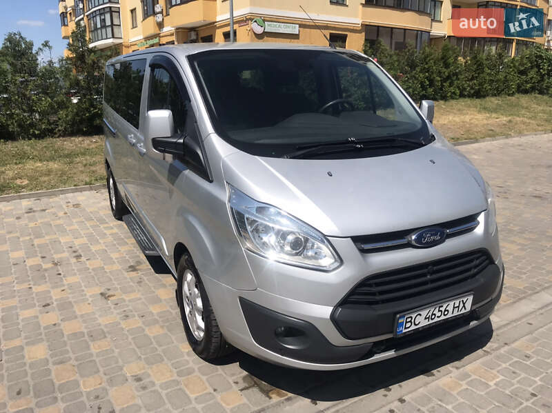 Ford Tourneo custom (2014)