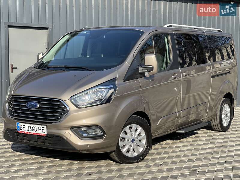 Ford Tourneo custom (2018)