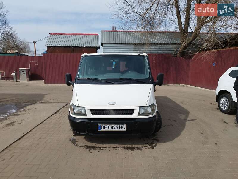 Ford Transit connect (2004)