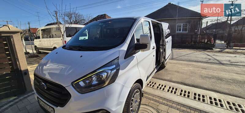 Ford Transit custom (2018)