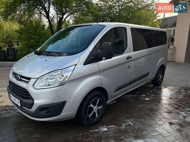 Ford Transit custom (2017)