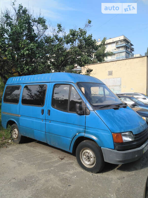 Ford Transit (1988)