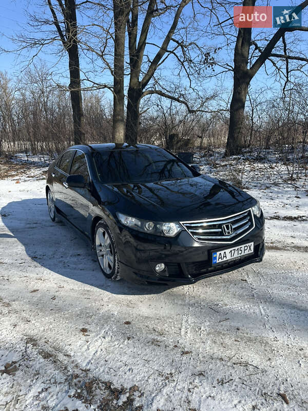 Honda Accord (2010)