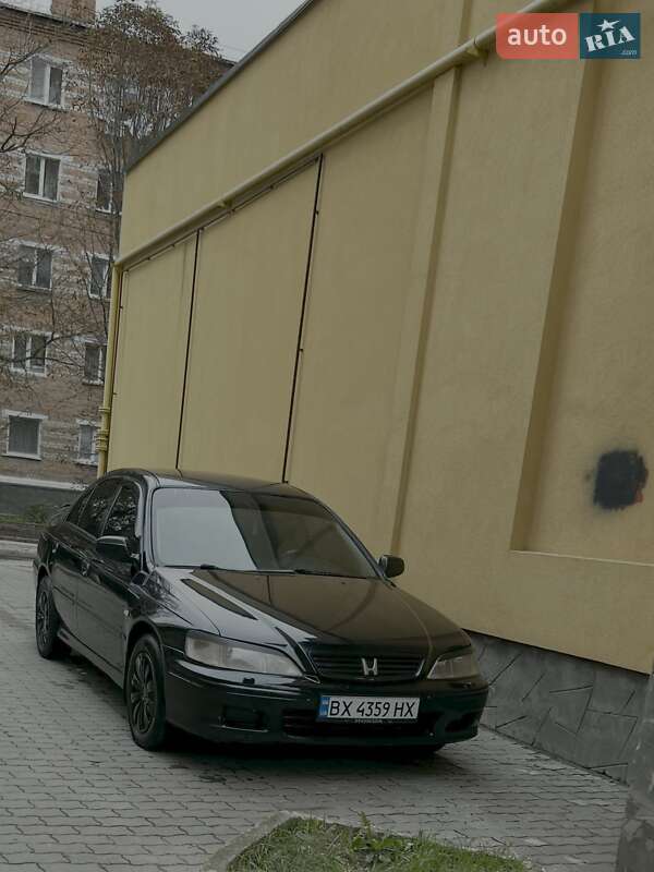 Honda Accord (2000)