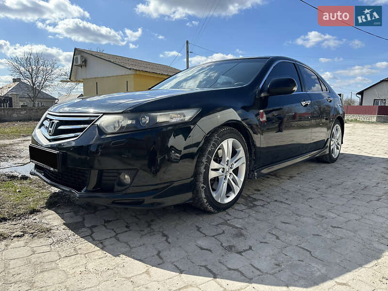 Honda Accord (2010)