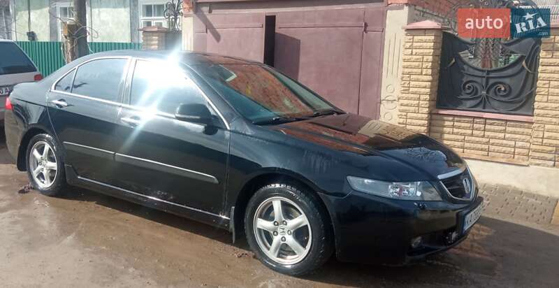 Honda Accord (2003)