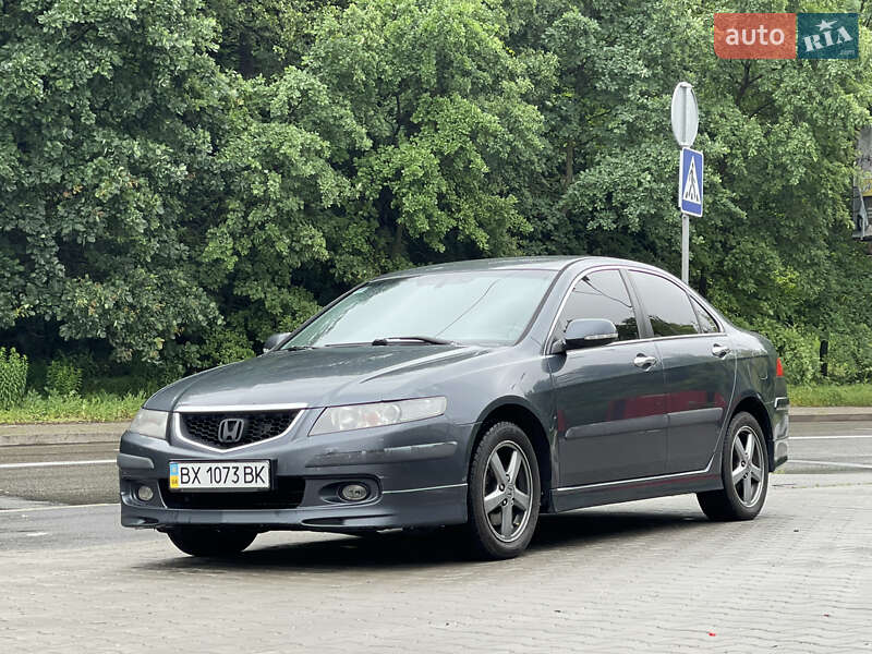 Honda Accord (2004)