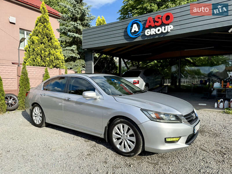 Honda Accord (2014)