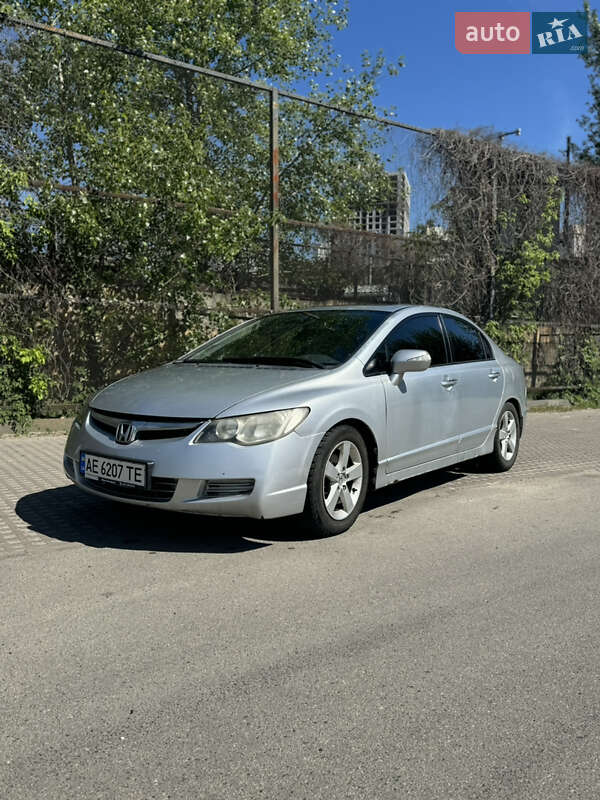 Honda Civic (2007)