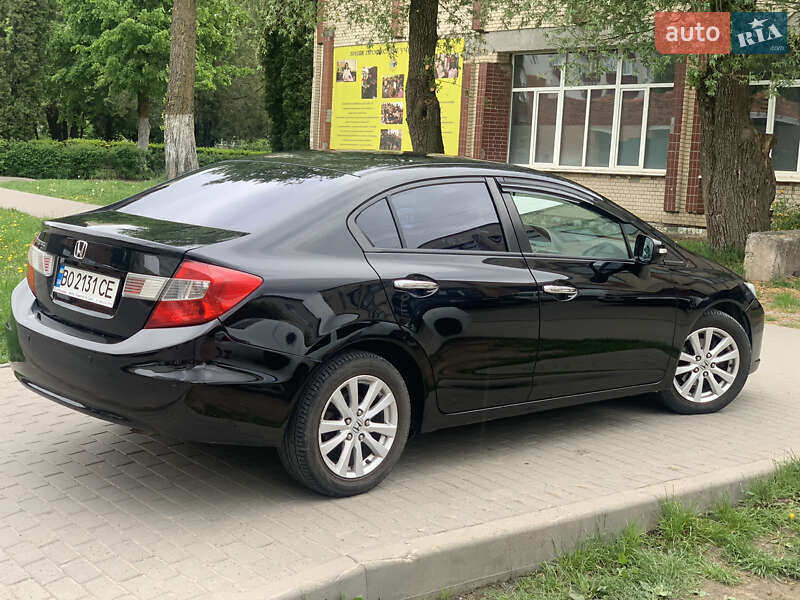 Honda Civic (2012)