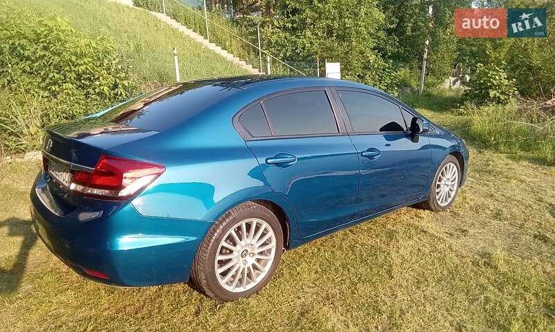 Honda Civic (2013)