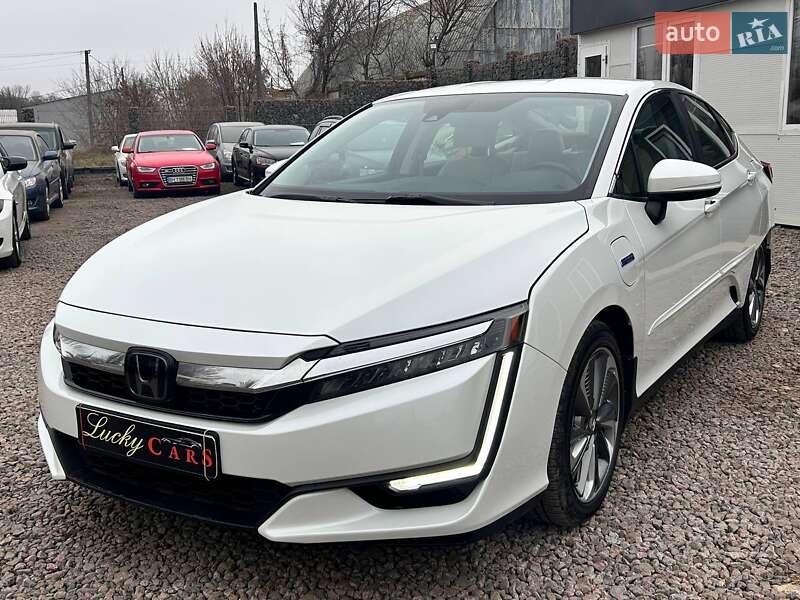 Honda Clarity (2017)