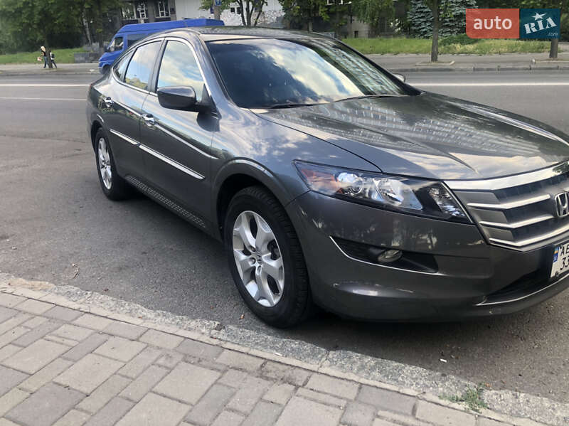 Honda Crosstour (2010)