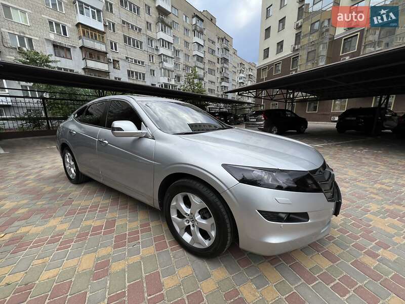 Honda Crosstour (2011)