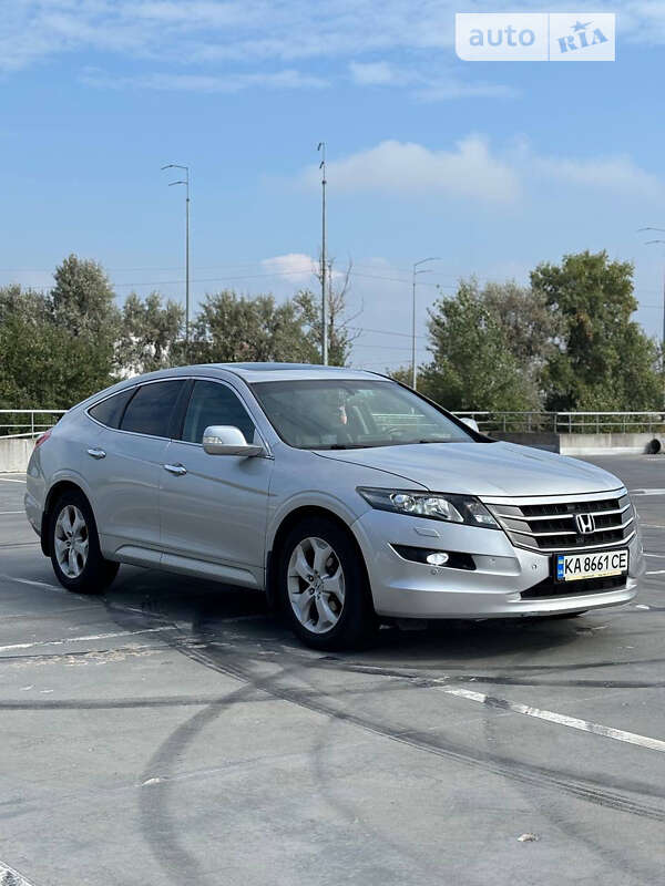 Honda Crosstour (2011)