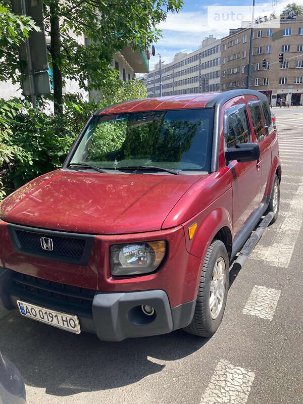 Honda Element (2005)
