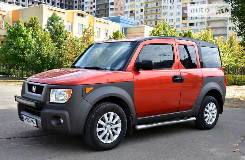 Honda Element (2004)