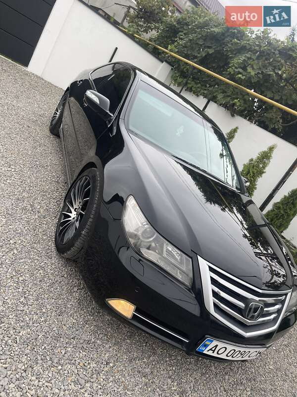 Honda Legend (2009)