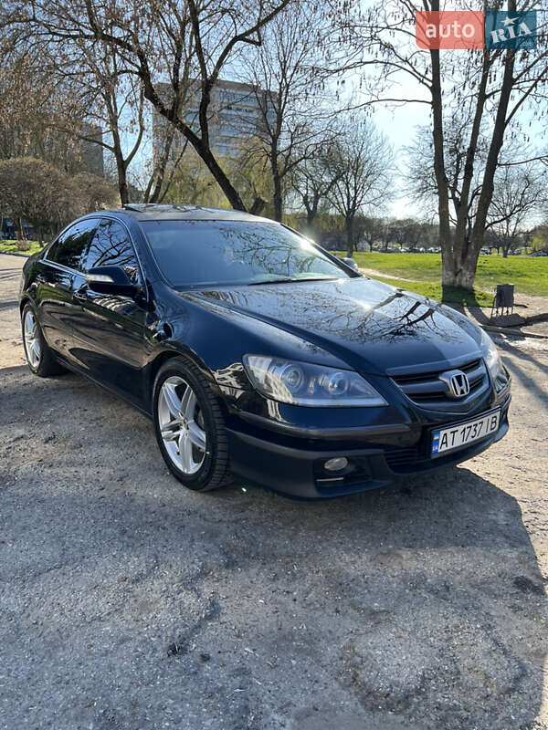 Honda Legend (2006)