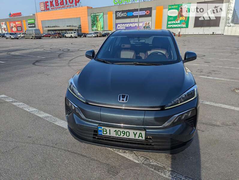 Honda M-nv (2021)