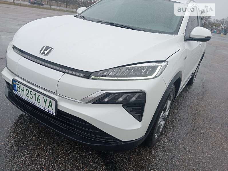 Honda M-nv (2020)