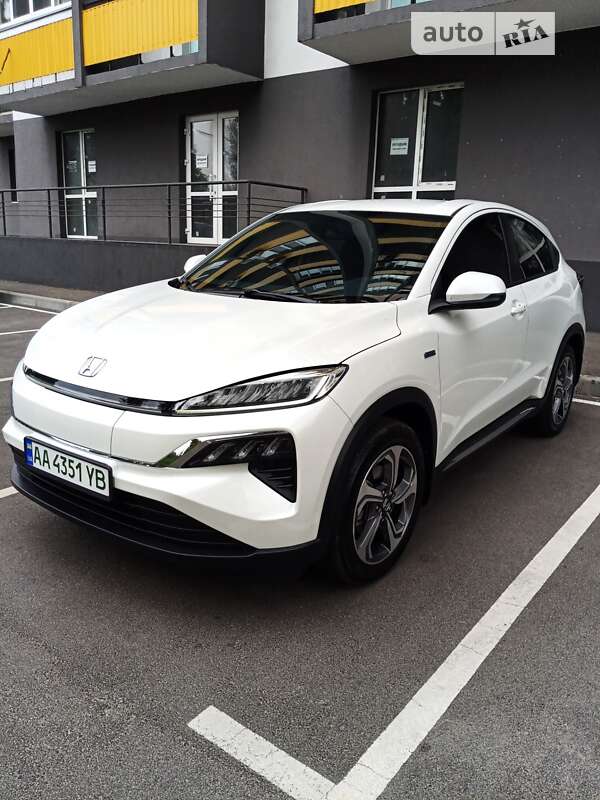 Honda M-nv (2022)