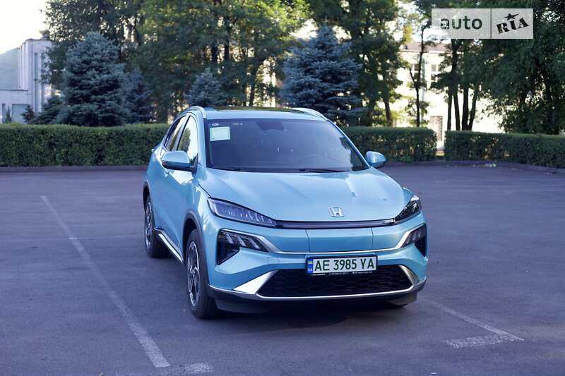 Honda M-nv (2023)
