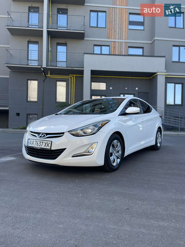 Hyundai Elantra (2015)