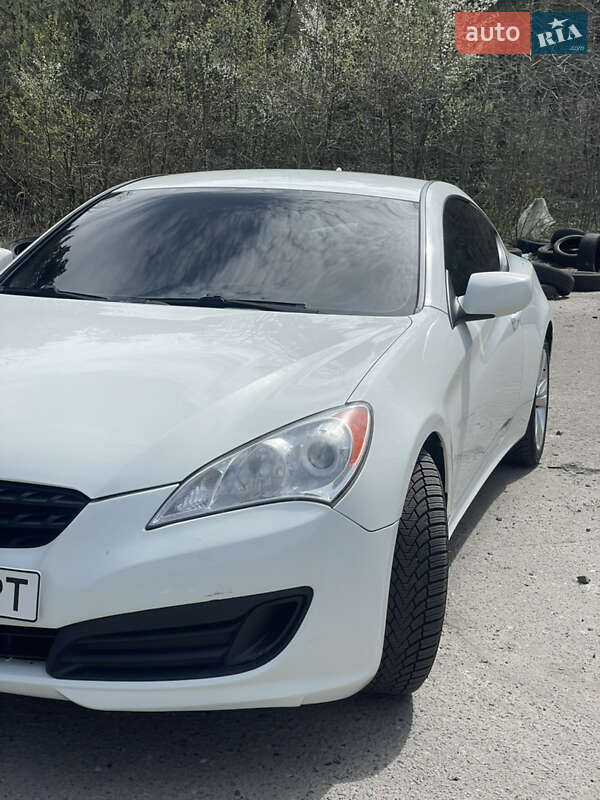 Hyundai Genesis coupe (2012)