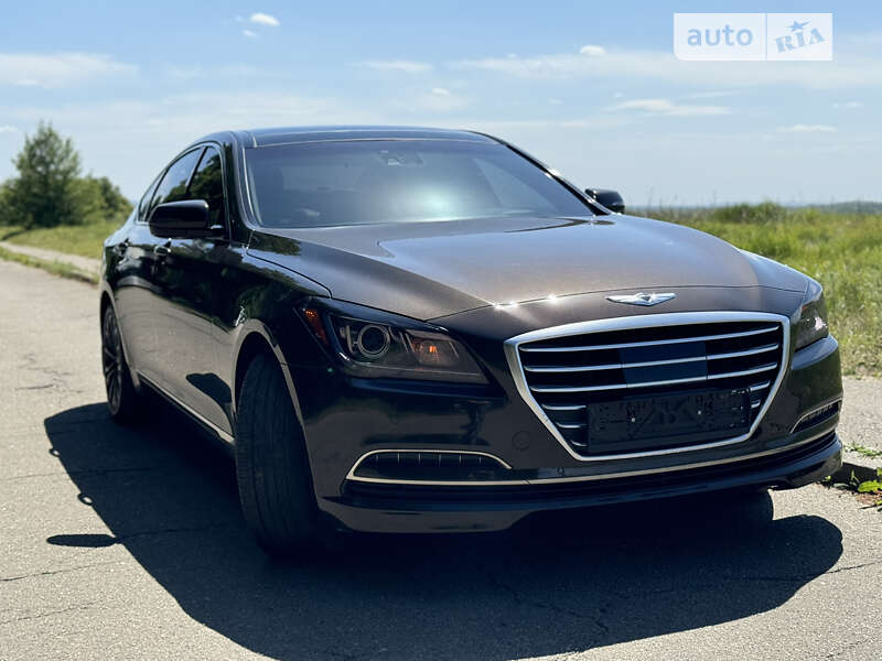 Hyundai Genesis (2014)
