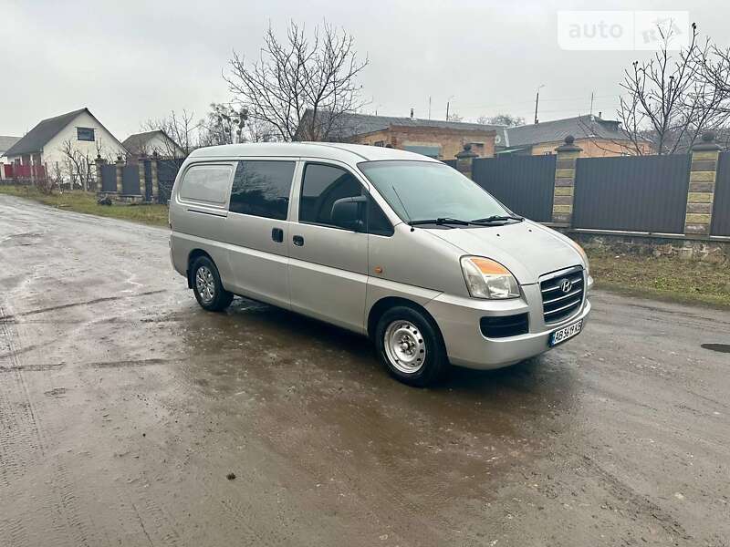 Hyundai H1d (2006)