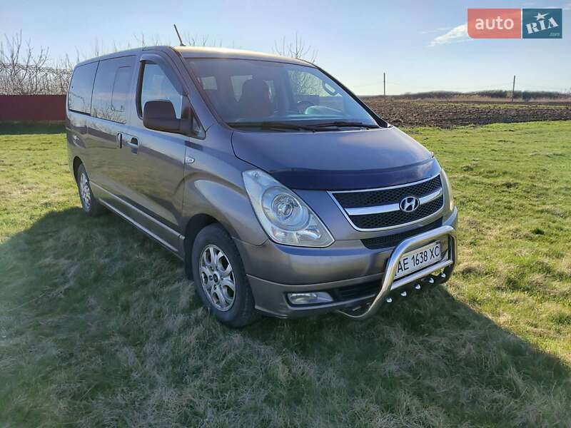 Hyundai H-1 (2011)