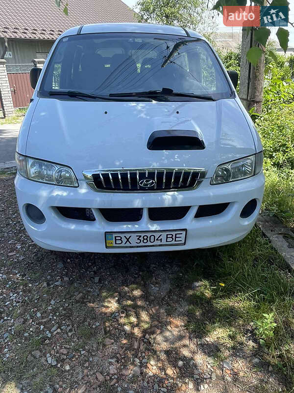 Hyundai H-1 (2004)