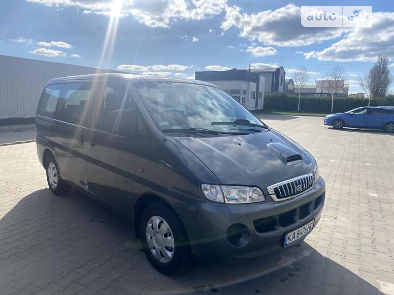 Hyundai H-1 (2005)