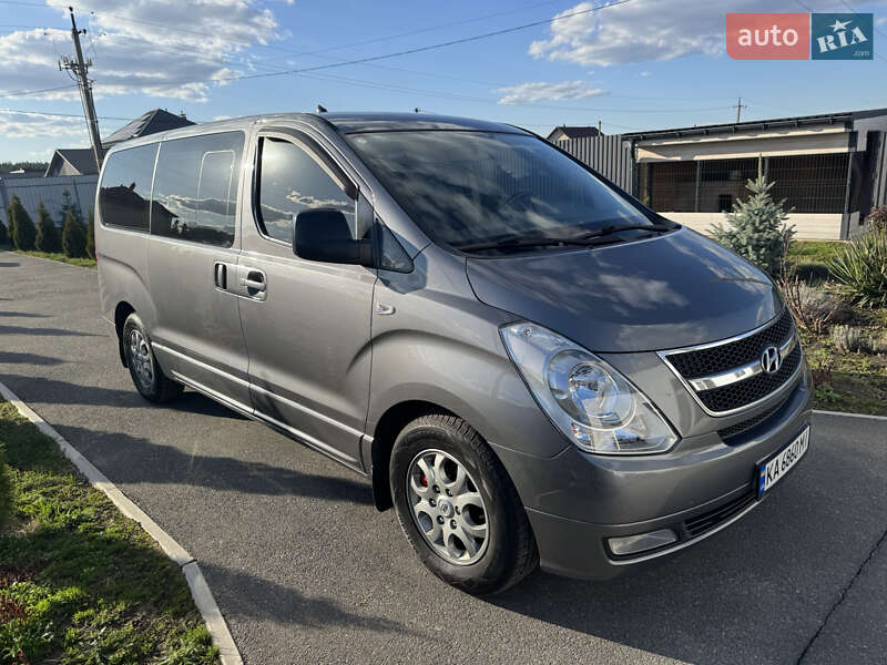 Hyundai H-1 (2011)