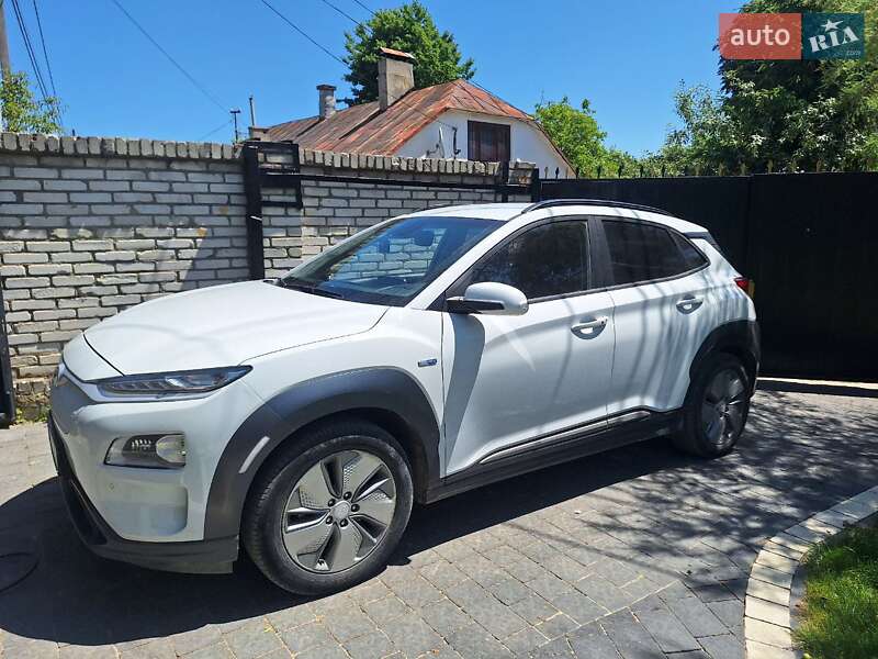 Hyundai Kona (2020)